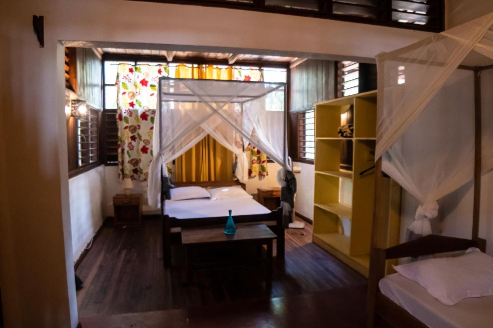 Andilana Lodge ภายนอก รูปภาพ